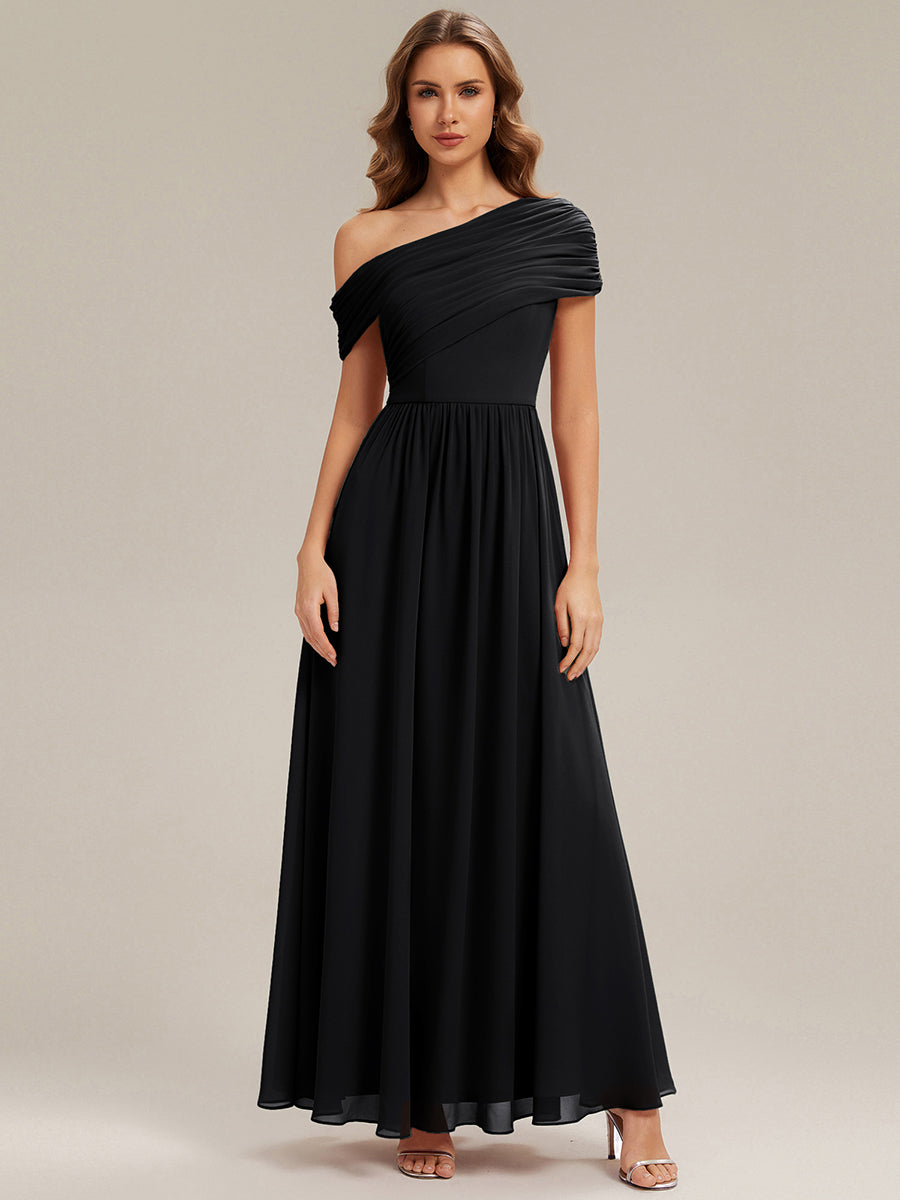 Robe longue asymétrique sans bretelles en A avec détail froncé #Couleur_Noir