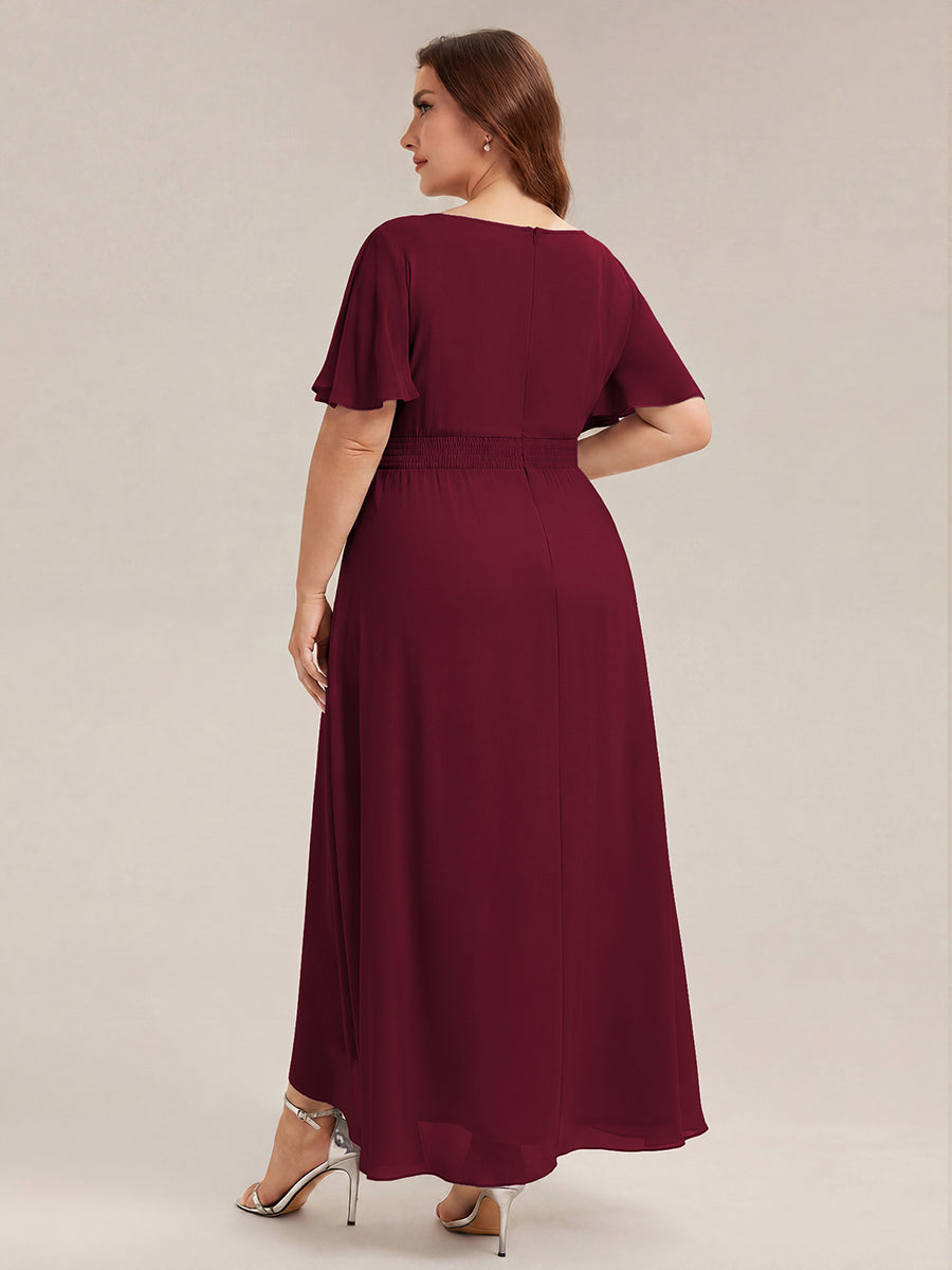 Robe asymétrique sans manches à volants avec détails plissés et ourlet haut bas #Couleur_Bordeaux
