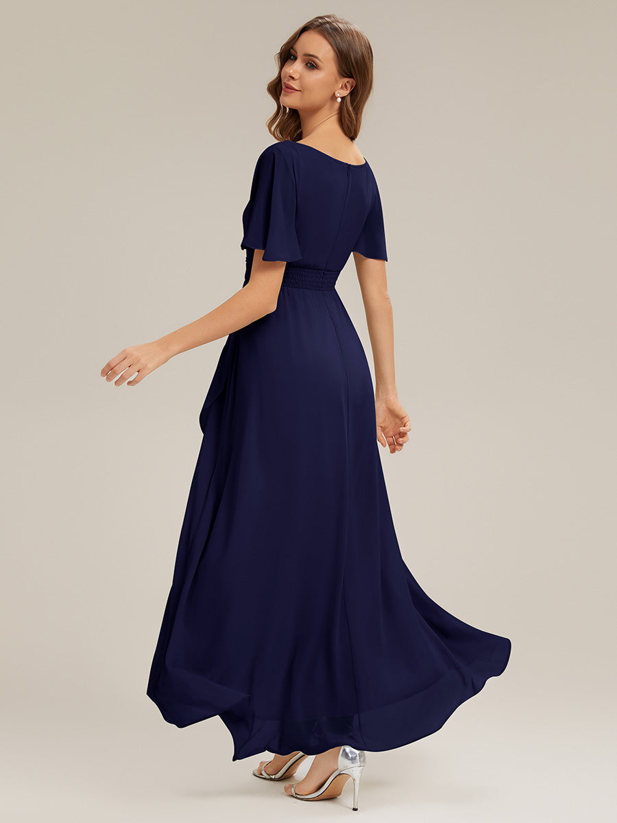 Robe asymétrique sans manches à volants avec détails plissés et ourlet haut bas #Couleur_Bleu Marine