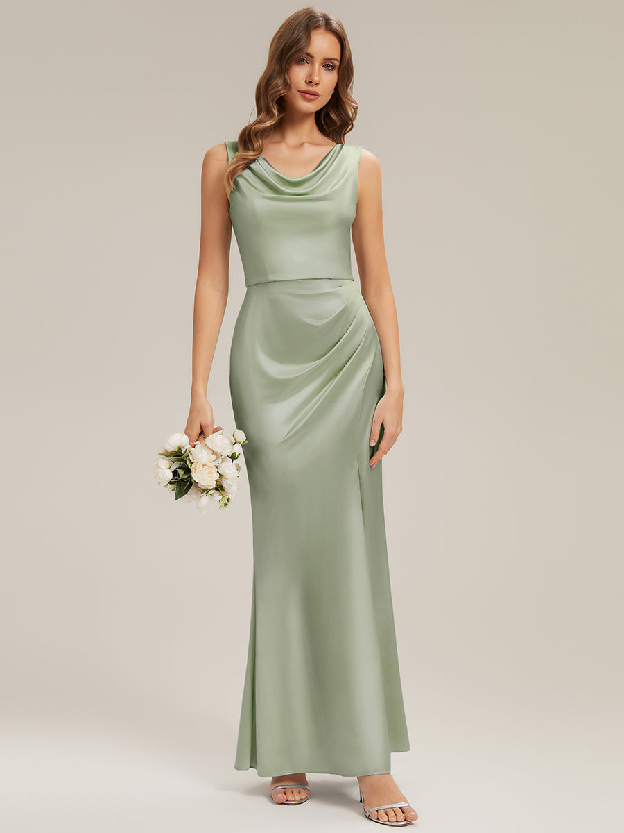 Robe sirène longue sans bretelles en stretch avec col drapé et fente haute sur la cuisse #Couleur_Vert sauge