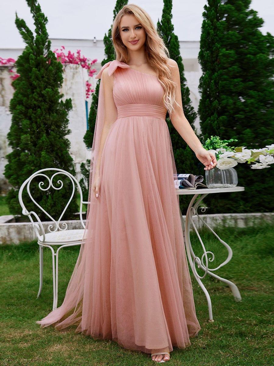 Robe de demoiselle d'honneur trapèze en tulle romantique avec une épaule et un nœud papillon #Couleur_Rose