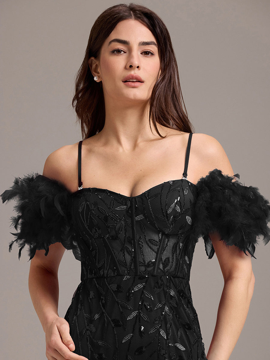Robe de soirée fendue à épaules dénudées et manches en plumes #Couleur_Noir