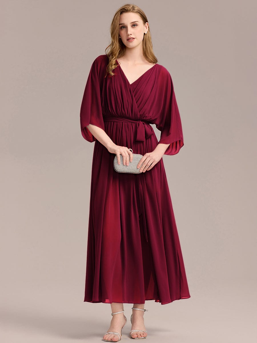 Robe d'invité de mariage trapèze en mousseline fluide à encolure ronde et longueur au genou #Couleur_Bordeaux
