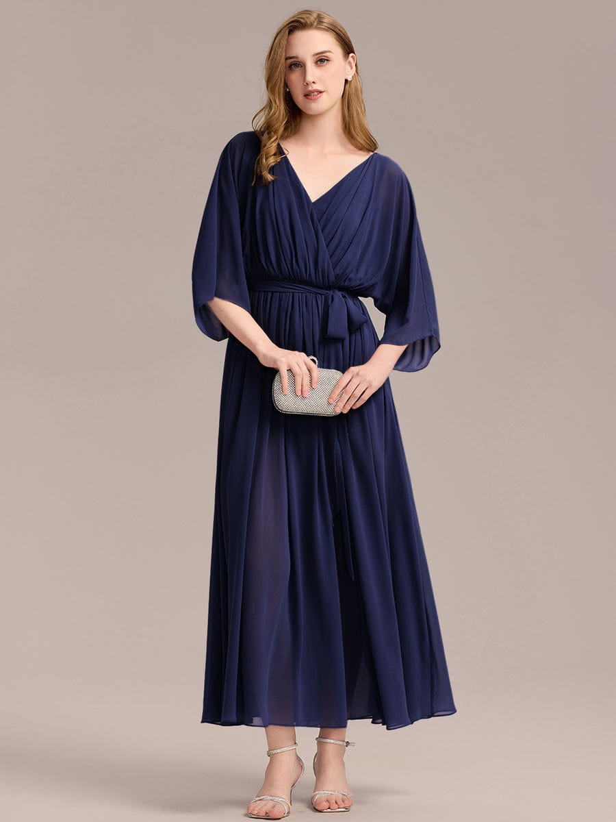 Robe d'invité de mariage trapèze en mousseline fluide à encolure ronde et longueur au genou #Couleur_Bleu Marine
