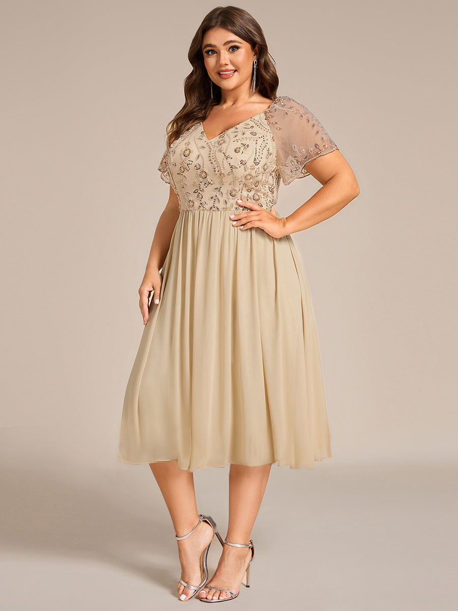 Robe Midi A Ligne Brodée à Manches Courtes en V avec Volants et Imprimé Floral Grande Taille #Couleur_Charbon