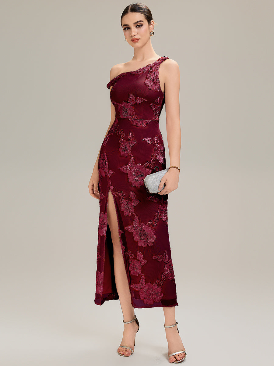 Robe de soirée chic sans manches sans bretelles en jersey extensible avec un nœud à l'avant et des rubans fluides #Couleur_Bordeaux