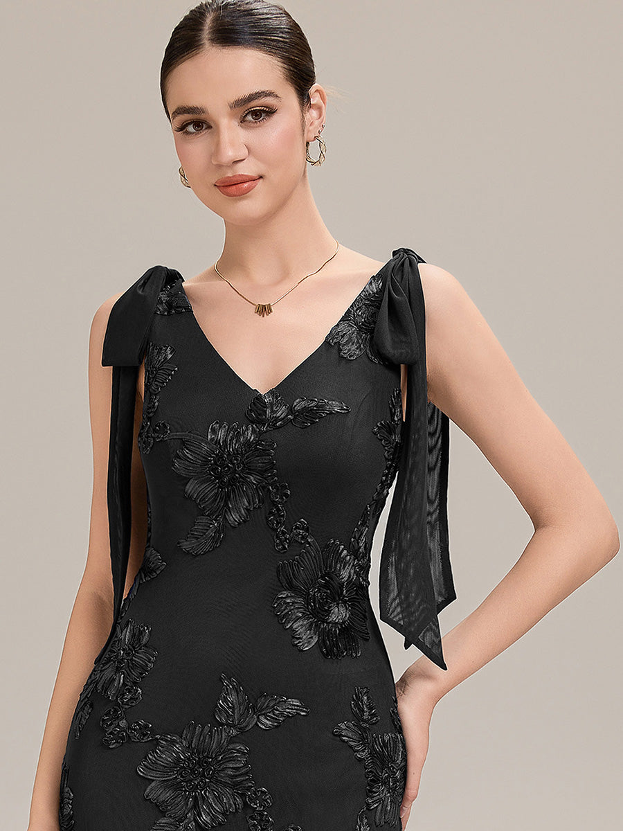 Robe de soirée chic sans manches sans bretelles en jersey extensible avec nœud à l'avant et rubans fluides #Couleur_Noir