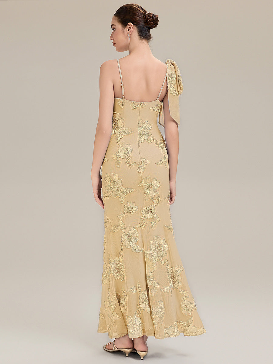 Robe de soirée chic à bretelles spaghetti ajustables avec décolleté en cœur en mermaid longueur de sol et détails en jacquard floral #Couleur_Jaune