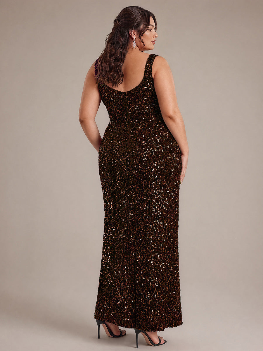 Robe maxi sans manches drapée en sequins avec décolleté carré et ourlet asymétrique #Couleur_Marron chocolat