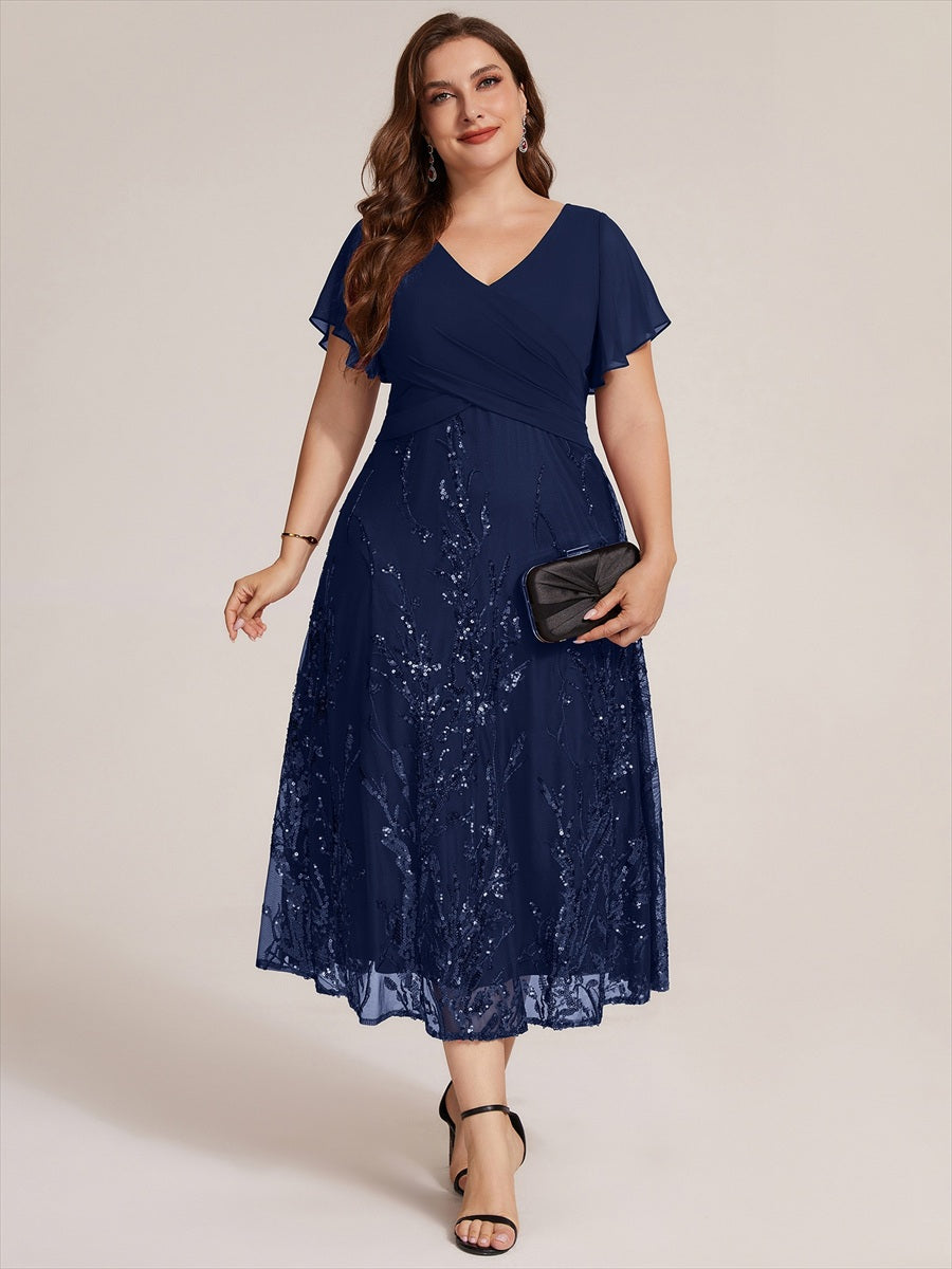 robe en ligne A avec manches courtes décolleté en V sequins longueur thé avec ourlet volanté #Couleur_Bleu Marine