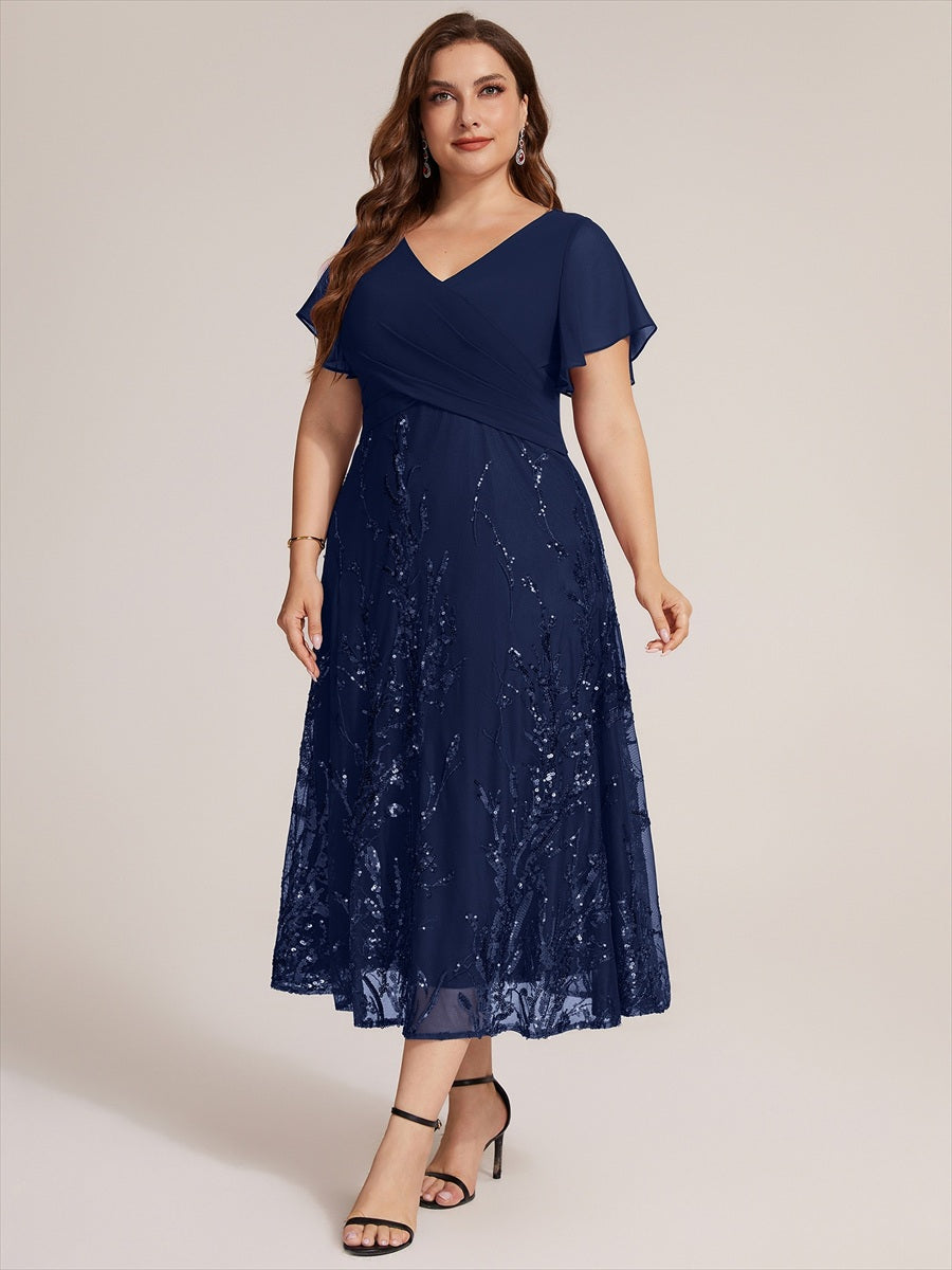 robe en ligne A avec manches courtes décolleté en V sequins longueur thé avec ourlet volanté #Couleur_Bleu Marine