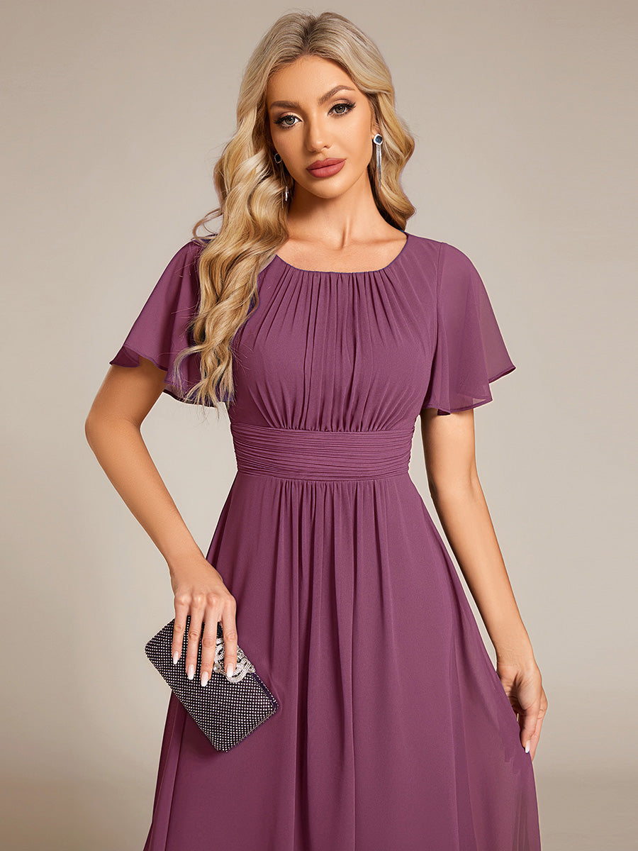 Robe d'invité de mariage trapèze en mousseline fluide à encolure ronde et longueur au genou #Couleur_Prune Foncée