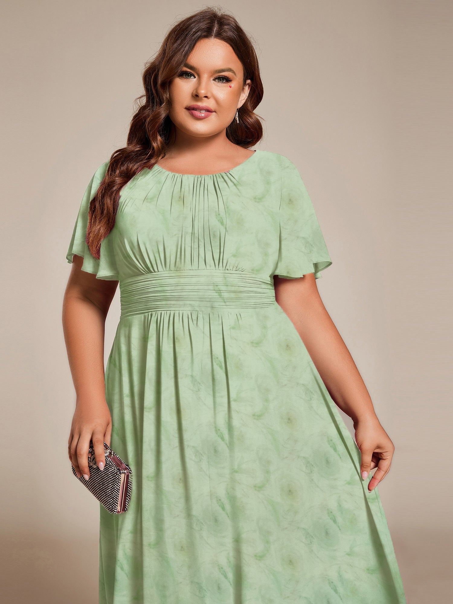 Robe d'invité de mariage trapèze en mousseline fluide à encolure ronde et longueur au genou #Couleur_Roses Vert Clair