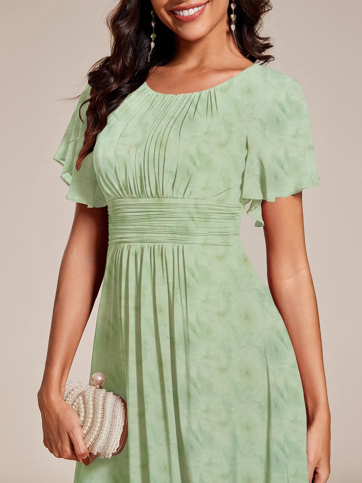 Robe d'invité de mariage trapèze en mousseline fluide à encolure ronde et longueur au genou #Couleur_Roses Vert Clair