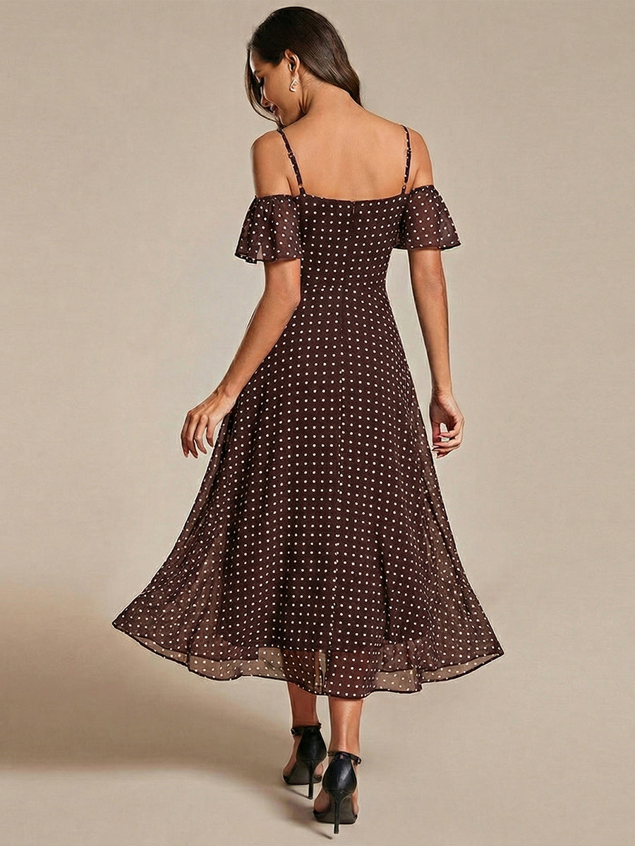 Robes d'invitées de mariage en mousseline épaules dénudées hautes et basses manches courtes #Couleur_Pois Marrons