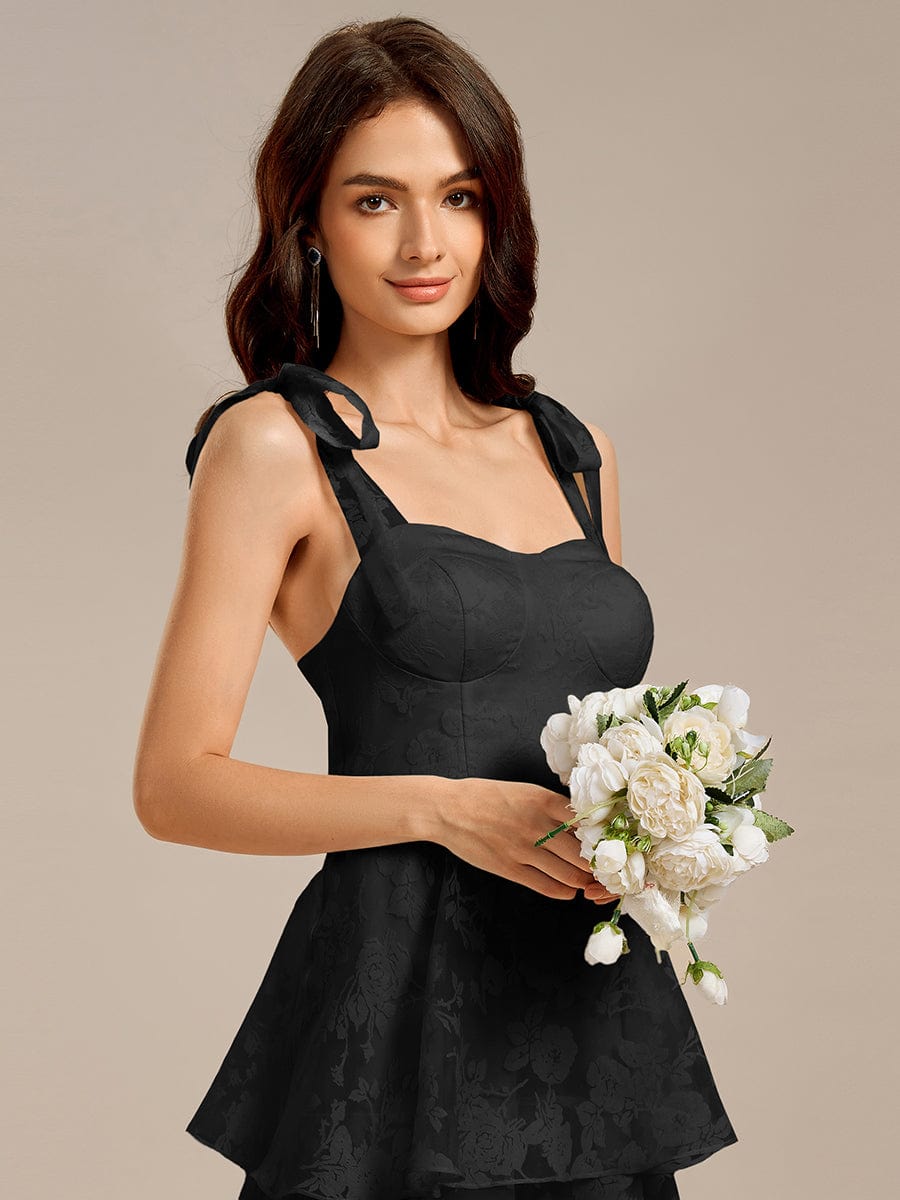 Robe de mariée mi-longue à volants et bustier à bretelles nouées et à fleurs #Couleur_Noir