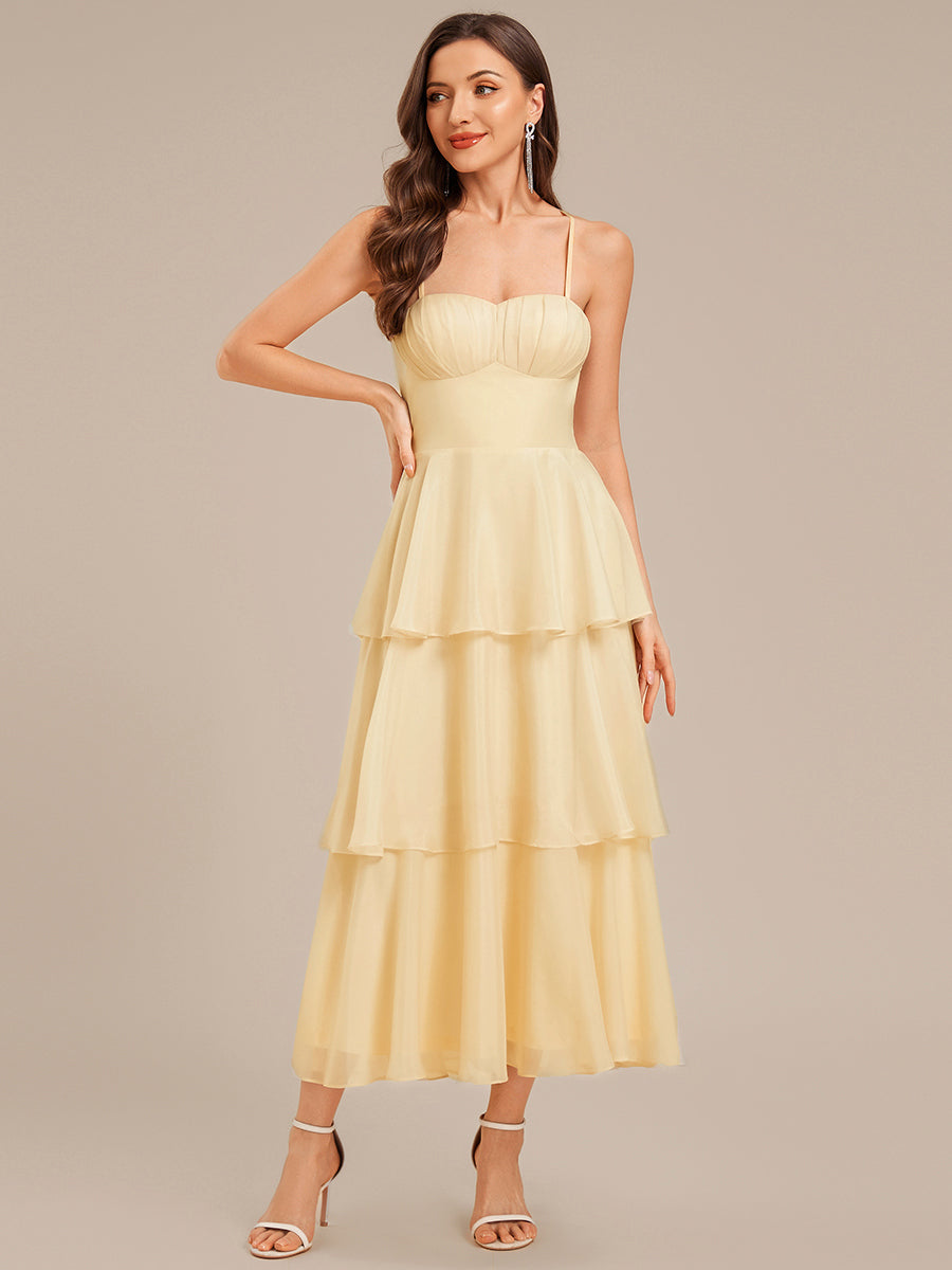 Robe d'invité de mariage trapèze en mousseline fluide à encolure ronde et longueur au genou #Couleur_Jaune