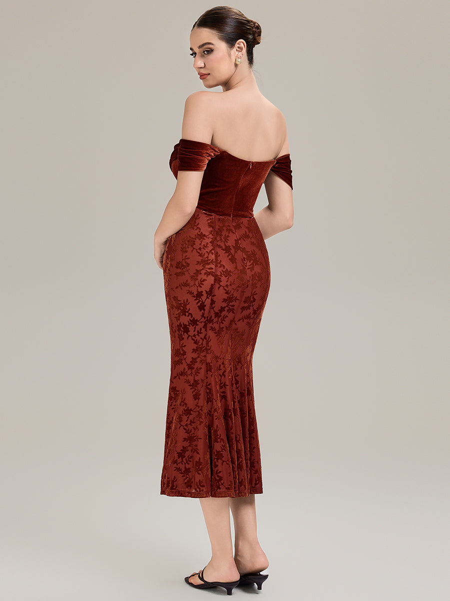 Robe maxi sirène sans manches avec col cowl et détails froncés Robes d'invité de mariage #Couleur_Rouge Brique