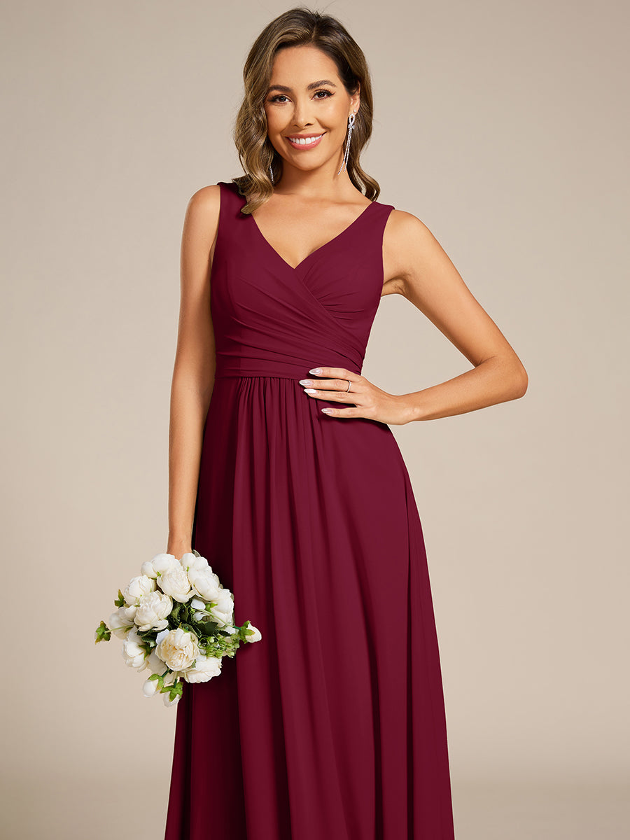 Robe d'invité de mariage trapèze en mousseline fluide à encolure ronde et longueur au genou #Couleur_Bordeaux