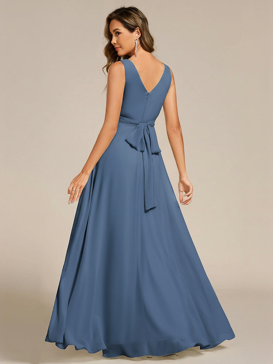 Robe d'invité de mariage trapèze en mousseline fluide à encolure ronde et longueur au genou #Couleur_Marine Fume