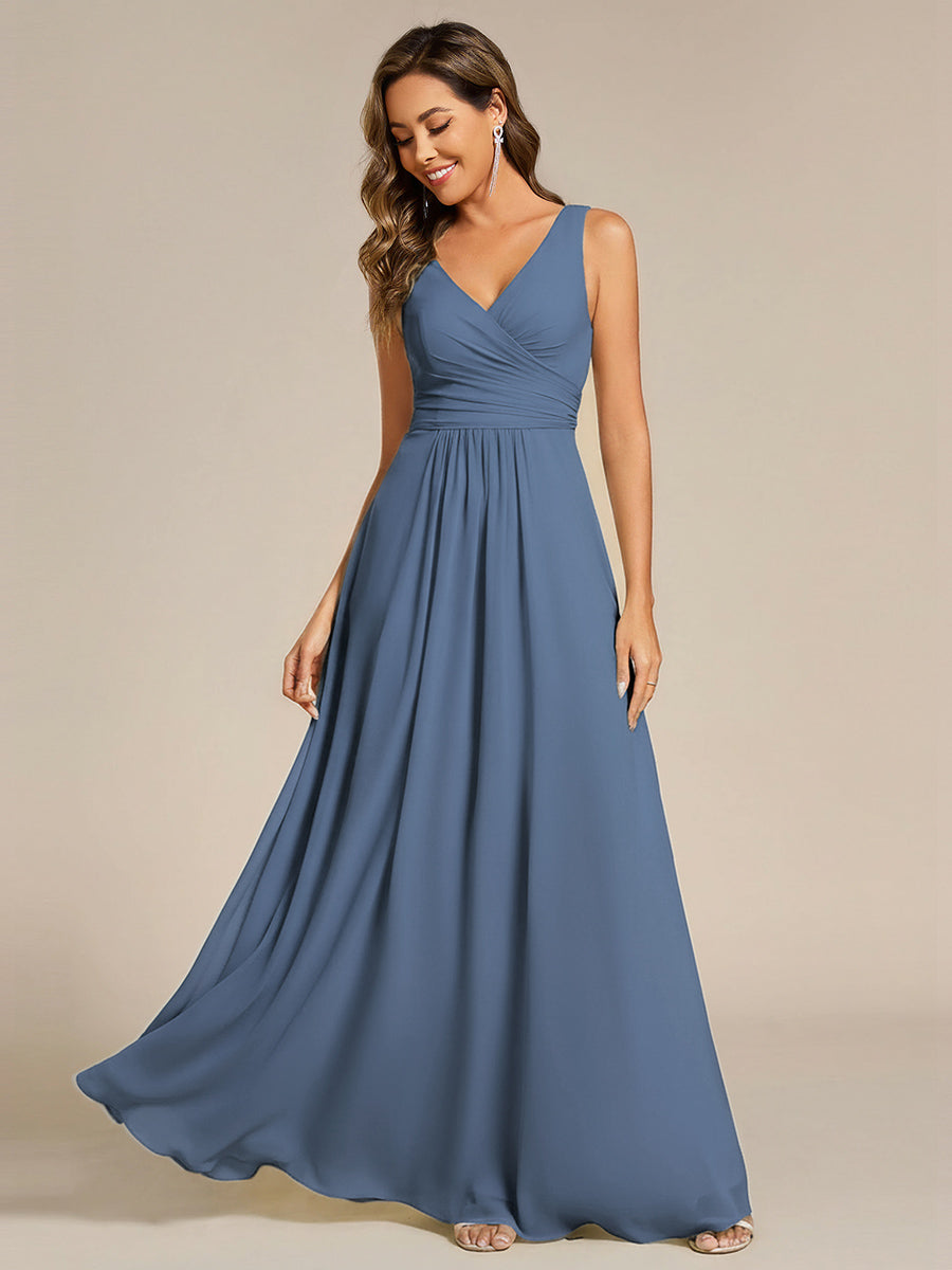 Robe d'invité de mariage trapèze en mousseline fluide à encolure ronde et longueur au genou #Couleur_Marine Fume