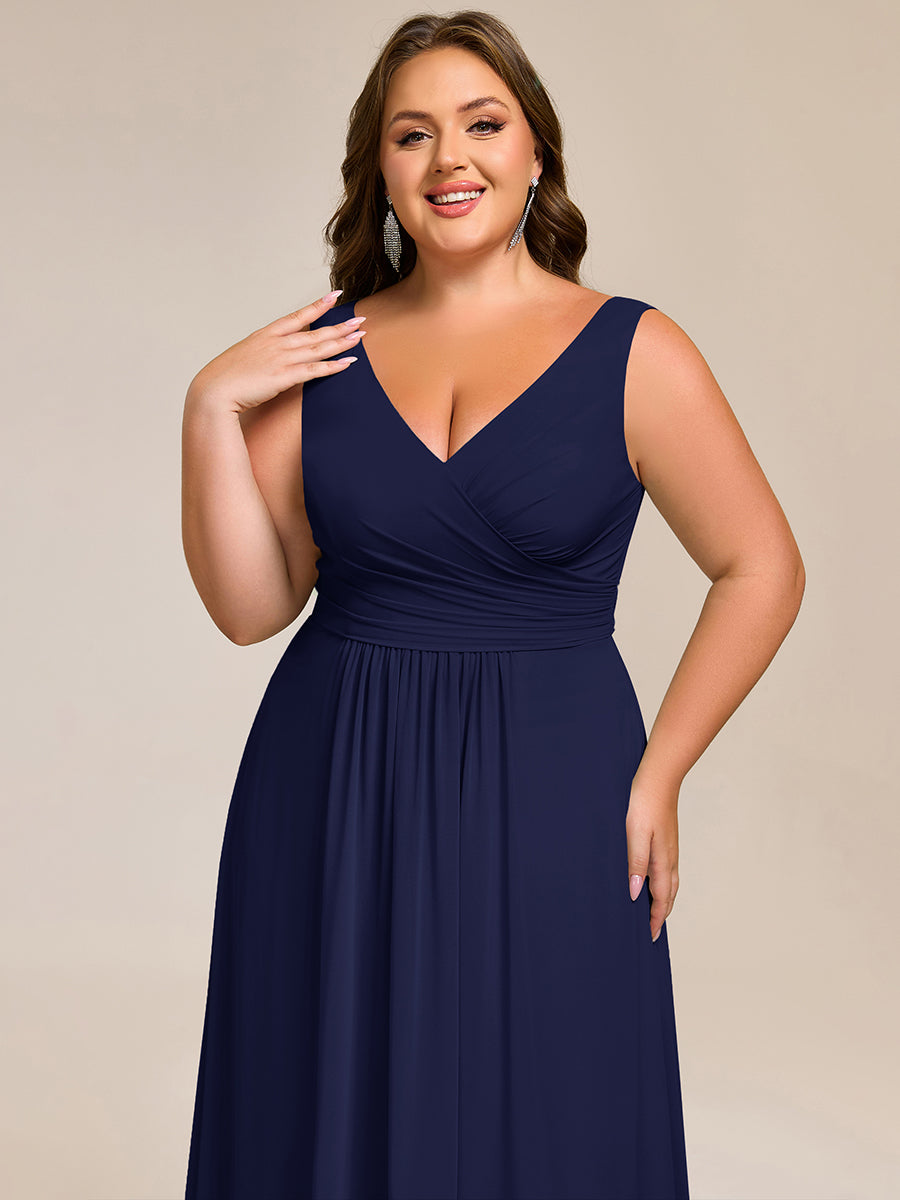 Robe d'invité de mariage trapèze en mousseline fluide à encolure ronde et longueur au genou #Couleur_Bleu Marine