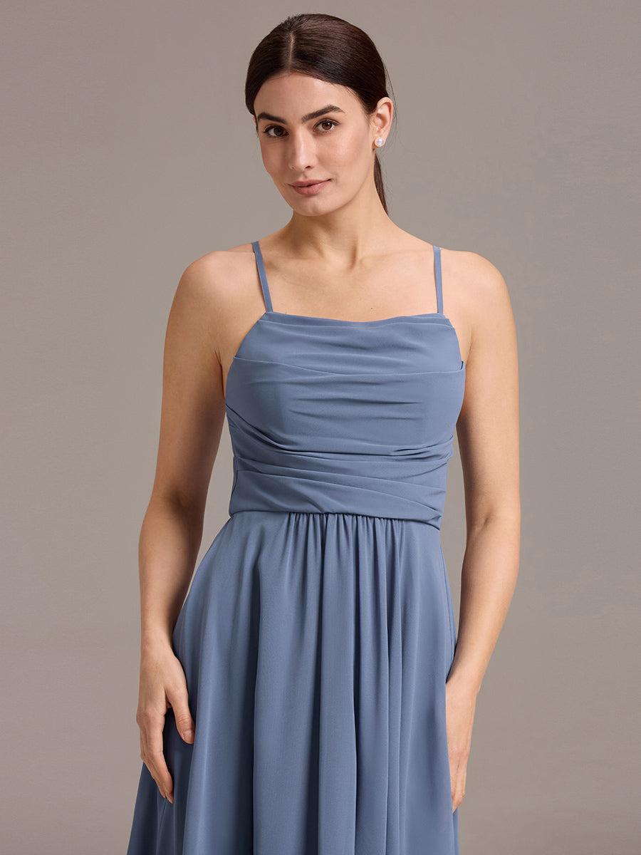 Robe de demoiselle d'honneur mi-longue plissée à bretelles spaghetti et coupe carrée #Couleur_Marine Fume