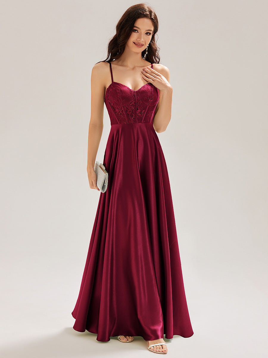 Robe de soirée longue sans manches col V à détails contrastés #Couleur_Bordeaux
