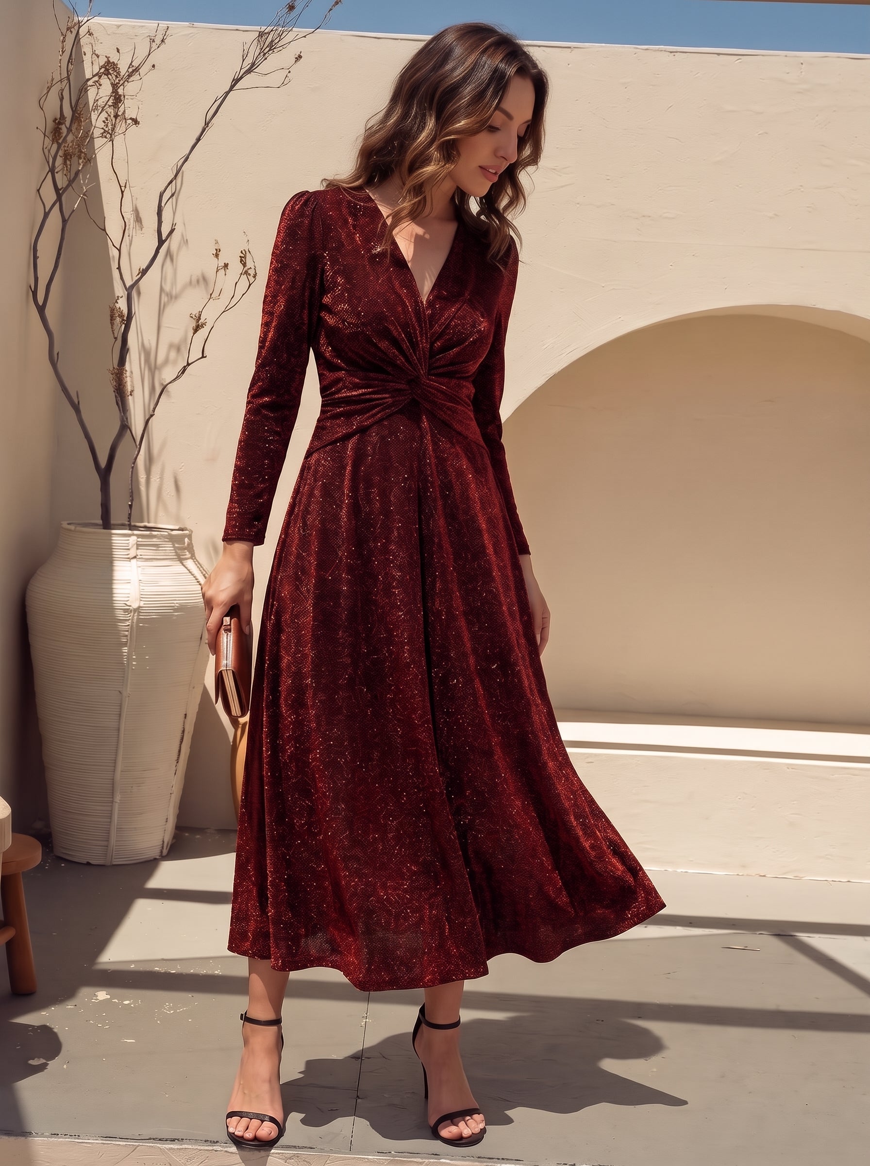 Robe longueur th¨¦ ¨¤ manches longues col crois¨¦ tr¨¨s extensible avec fermeture ¨¦clair au dos et d¨¦tail de n?ud #Couleur_Bordeaux