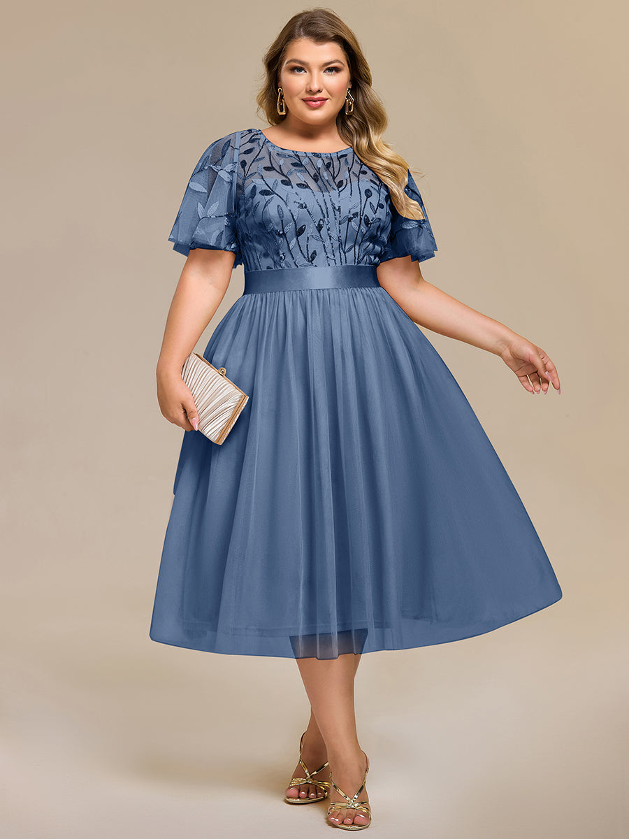 Robe d'invité de mariage trapèze en mousseline fluide à encolure ronde et longueur au genou #Couleur_Marine Fume
