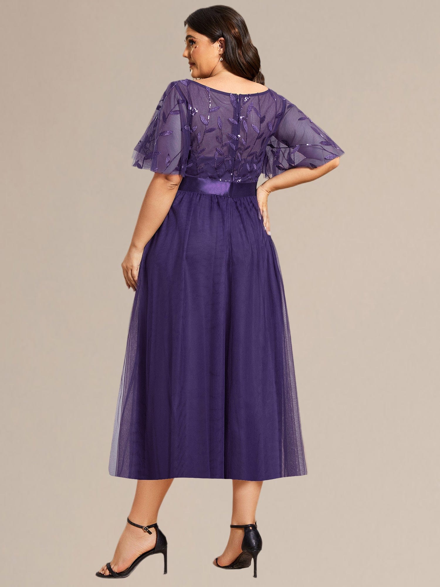 Robe d'invitée de mariage mi-longue à paillettes et feuilles #Couleur_Violet Fonce