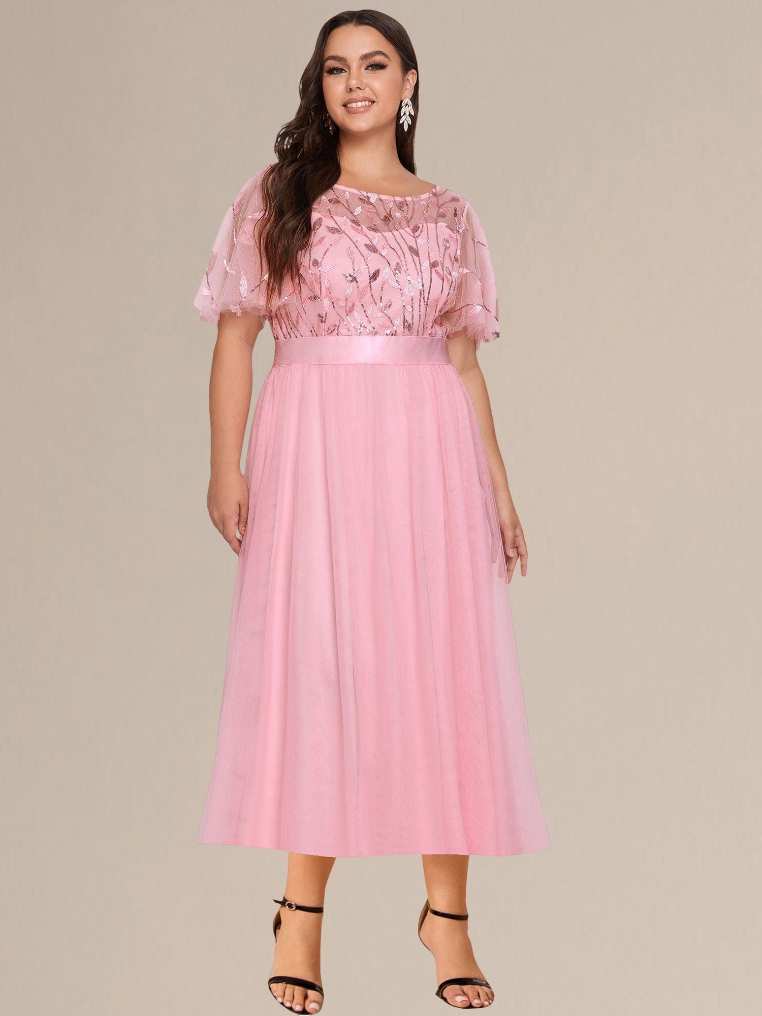 Robe d'invitée de mariage mi-longue à paillettes et feuilles #Couleur_Rose