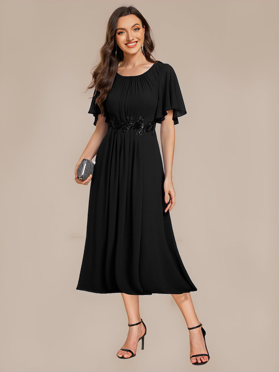 Robe de mariée trapèze à manches courtes avec appliqués plissés #Couleur_Noir