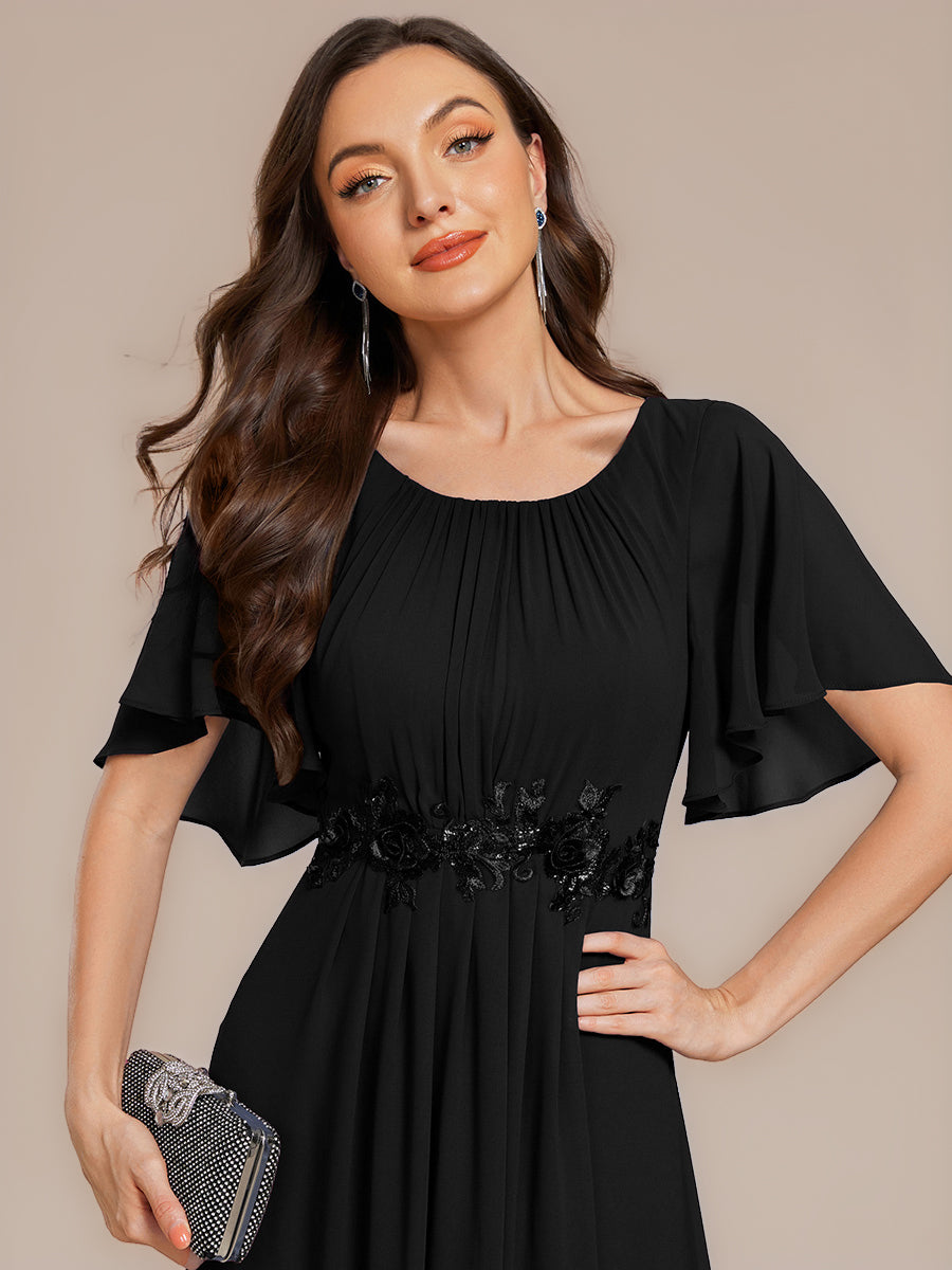 Robe de mariée trapèze à manches courtes avec appliqués plissés #Couleur_Noir