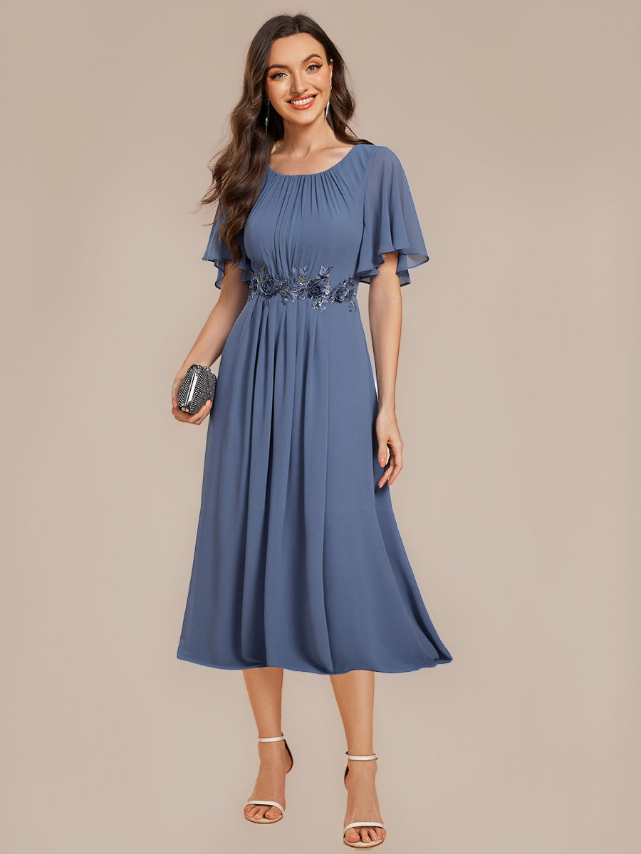 Robe de mariée trapèze à manches courtes avec appliqués plissés #Couleur_Marine Fume