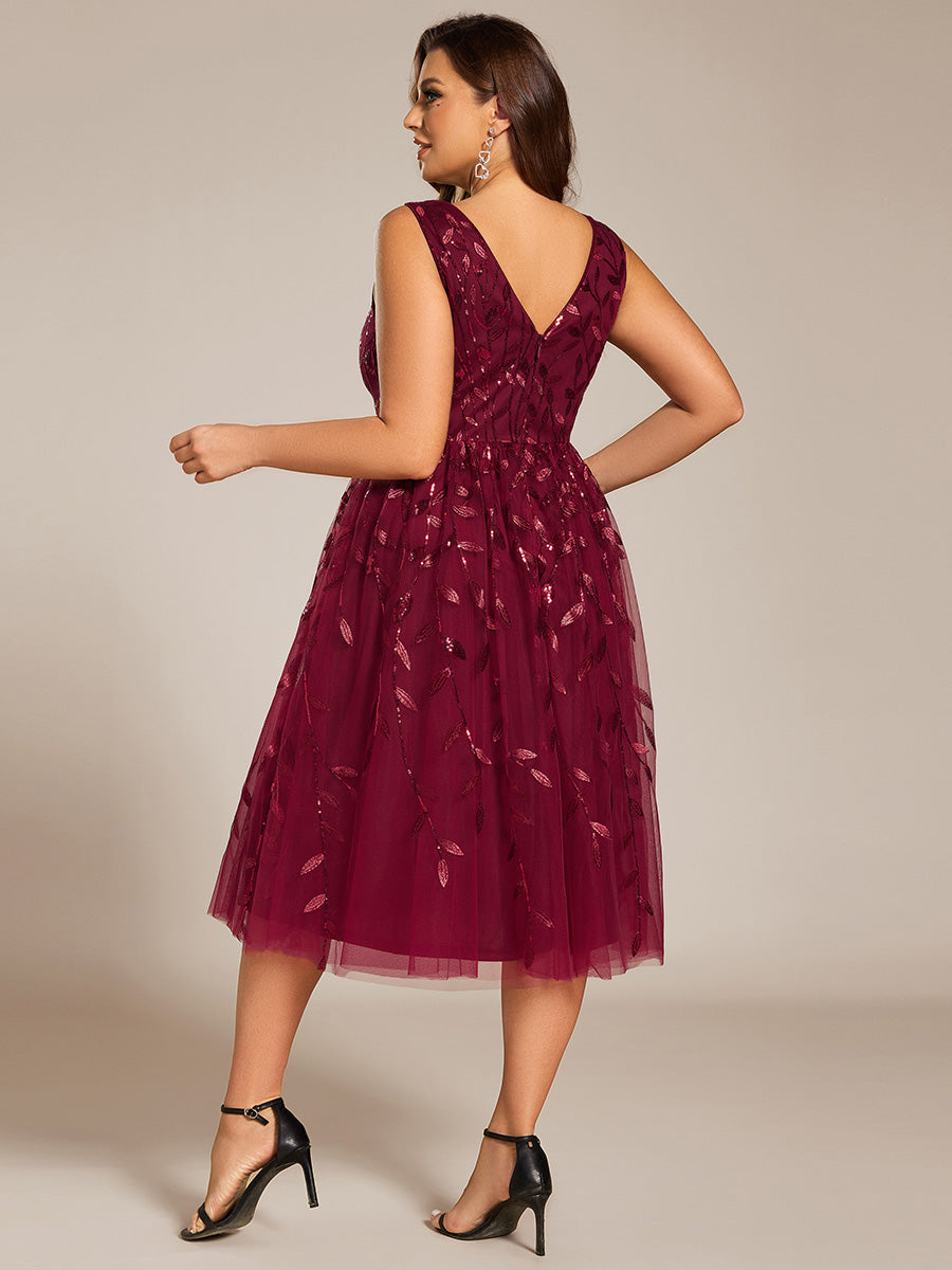 Robe d'invité de mariage mi-longue trapèze à col en V et paillettes avec sans manches #Couleur_Bordeaux
