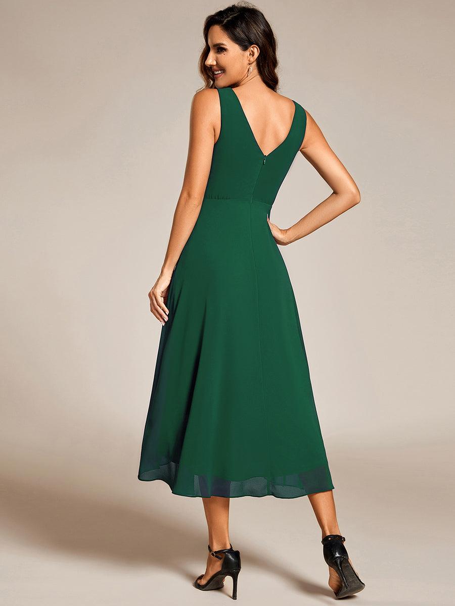Robe d'invité de mariage élégante en mousseline de soie plissée sans manches à col en V #Couleur_Vert Fonce