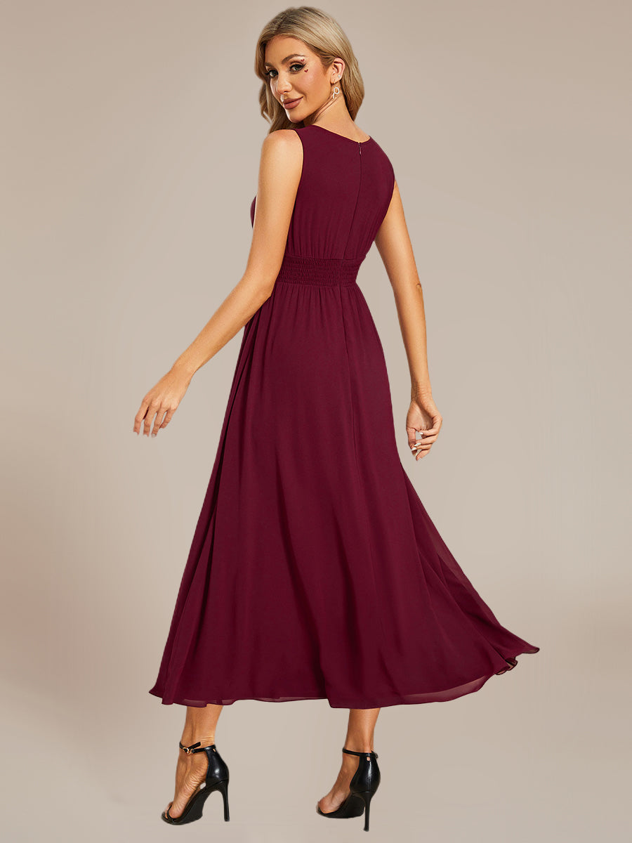 Robe de demoiselle d'honneur mi-longue en mousseline avec taille froncée #Couleur_Bordeaux