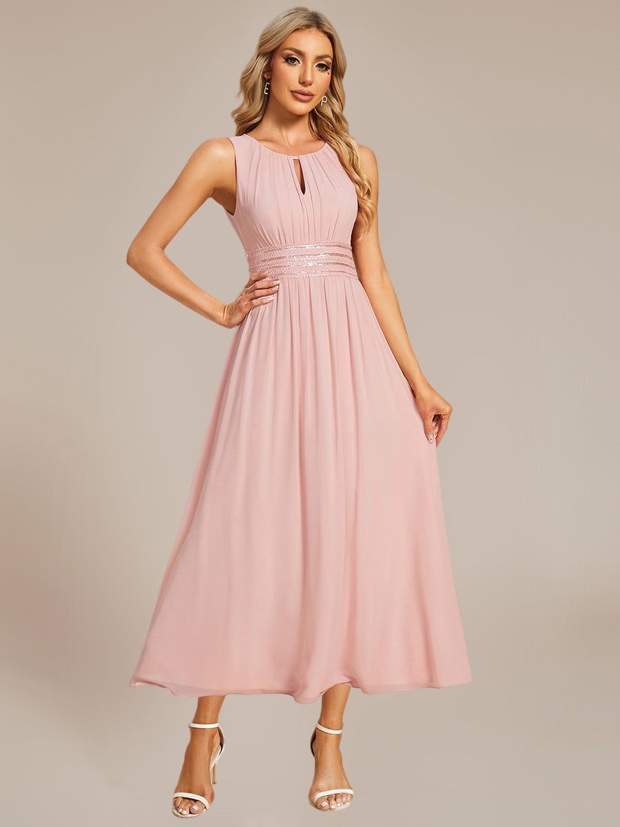 Robe de demoiselle d'honneur mi-longue en mousseline avec taille froncée #Couleur_Rose