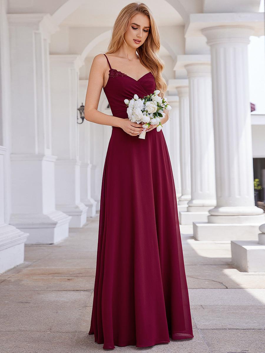 Robe de demoiselle d'honneur chic plissée à col en V et sans manches à la taille appliquée #Couleur_Bordeaux