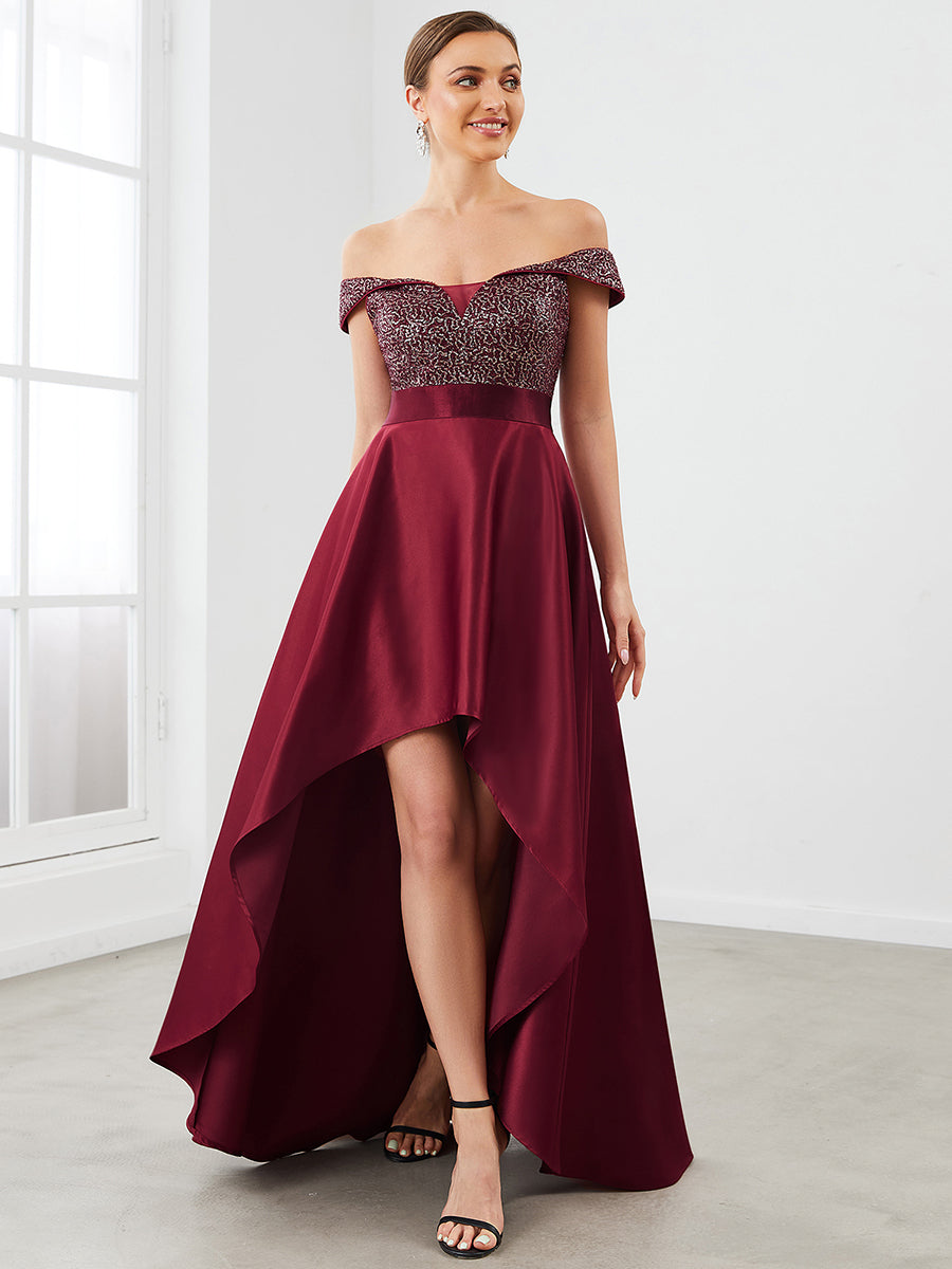 Robe de soirée mi-haute scintillante à épaules dénudées #Couleur_Bordeaux Robe de soirée mi-haute scintillante à épaules dénudées