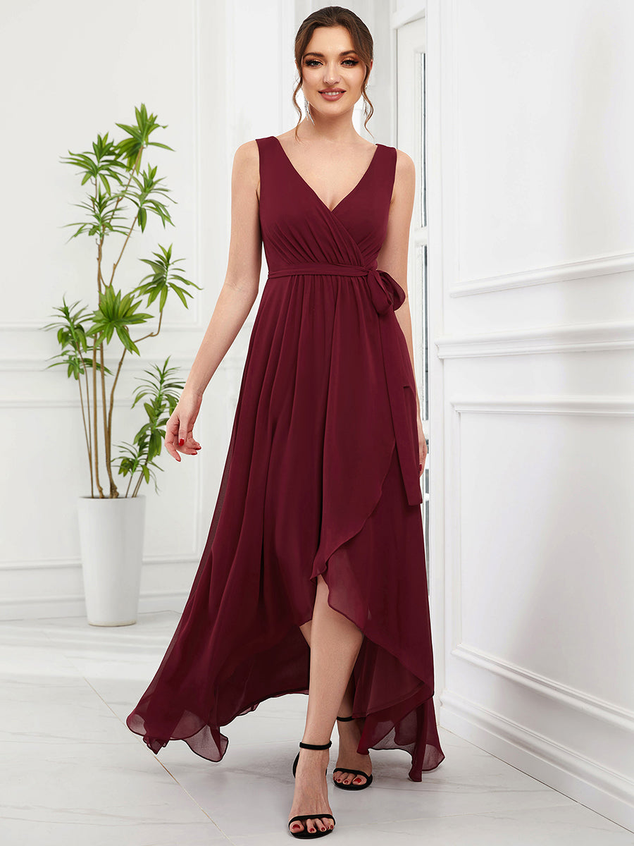 Robe de soirée en mousseline sans manches avec fente et col en V #Couleur_Bordeaux Robe de soirée en mousseline sans manches avec fente et col en V
