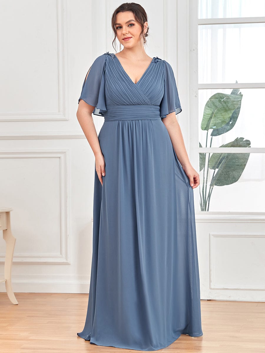 Robe de soirée Mousseline plissée à col en V et paillettes #Couleur_Marine Fume Robe de soirée Mousseline plissée à col en V et paillettes
