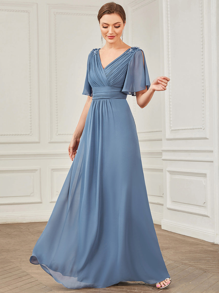Robe de soirée Mousseline plissée à col en V et paillettes #Couleur_Marine Fume Robe de soirée Mousseline plissée à col en V et paillettes