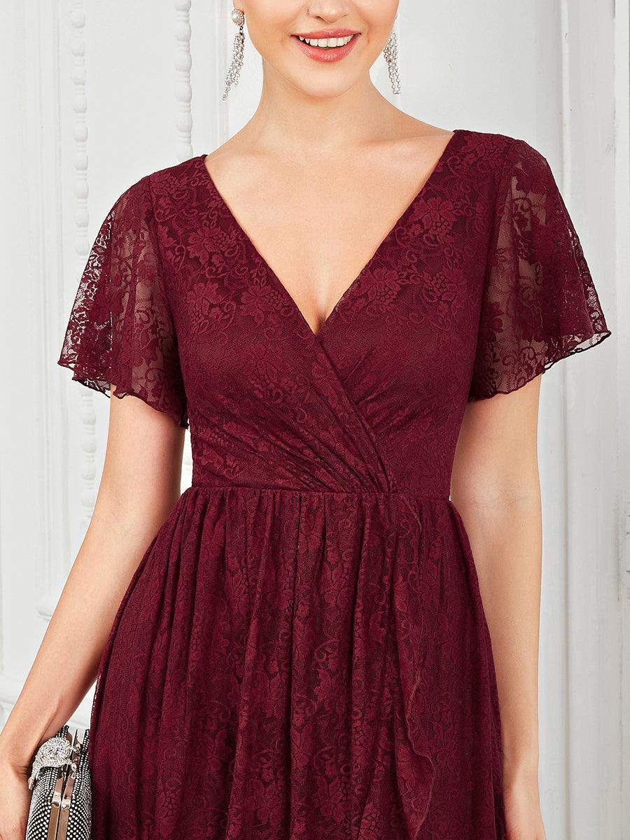 Robe de soirée en dentelle plissée à manches courtes et col en V #Couleur_Bordeaux