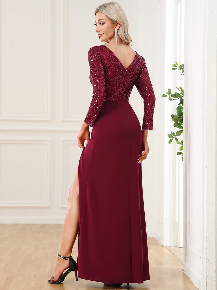 Robe de soirée à manches longues et col en V à paillettes #Couleur_Bordeaux Robe de soirée à manches longues et col en V à paillettes