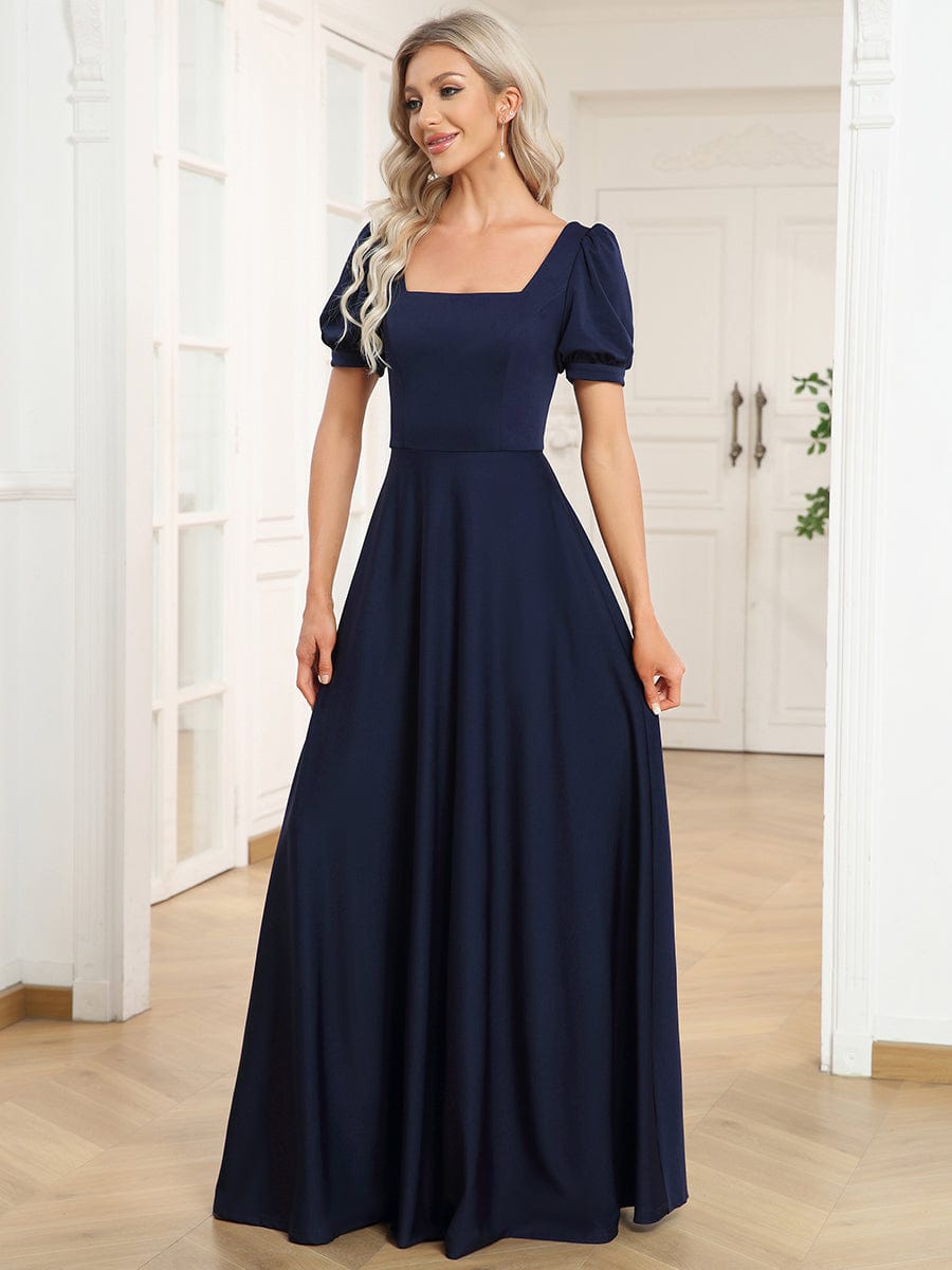 Robe de soirée trapèze à manches courtes et encolure carrée #Couleur_Noir Robe de soirée trapèze à manches courtes et encolure carrée