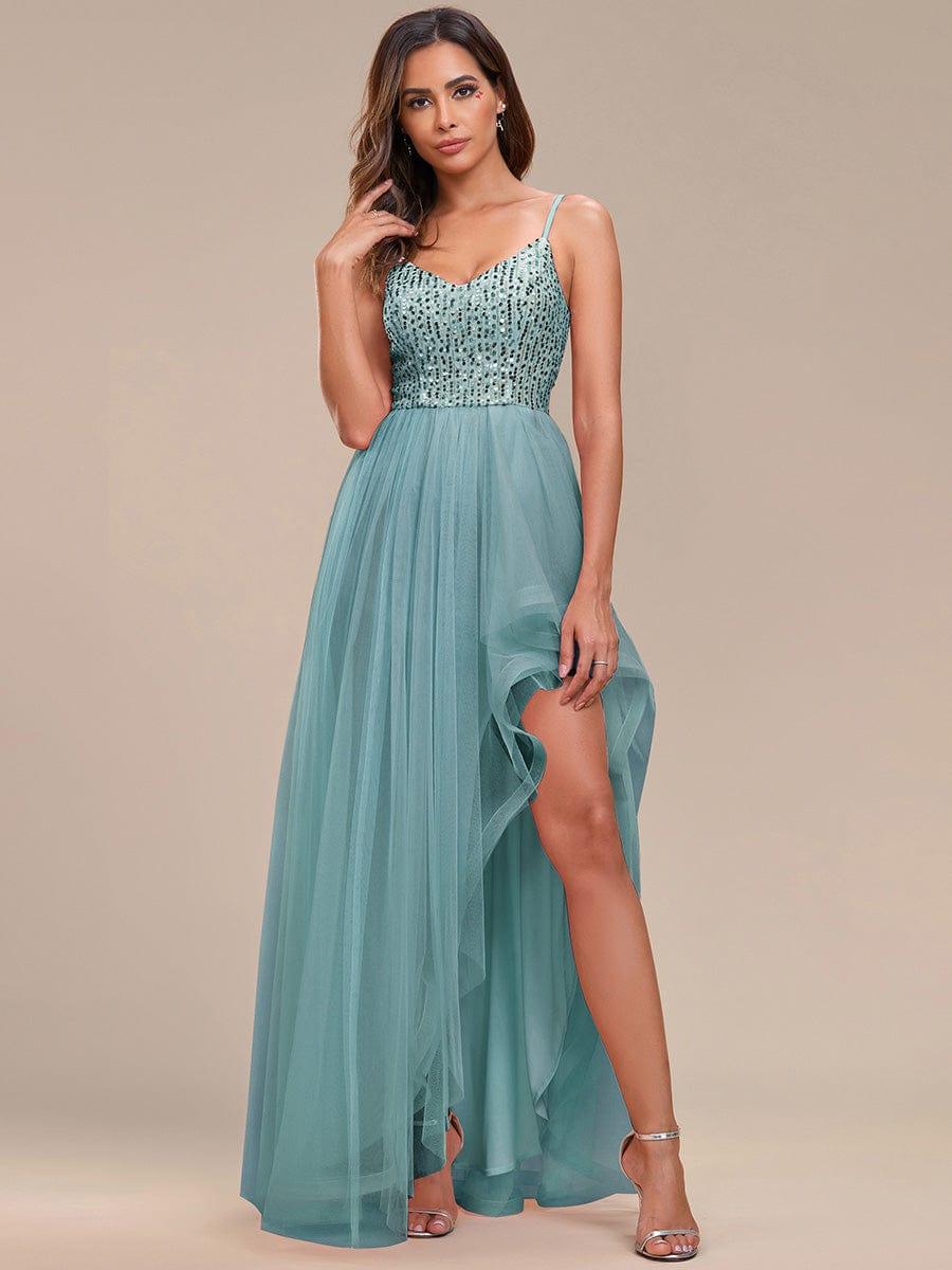 Robe de soirée A-Line en tulle haut-bas à sequins et bretelles fines #Couleur_Bleu Fume Robe de soirée A-Line en tulle haut-bas à sequins et bretelles fines