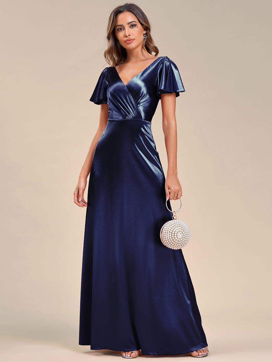 Robe de soirée en satin à manches volantées et col en V #Couleur_Bleu Marine Robe de soirée en satin à manches volantées et col en V