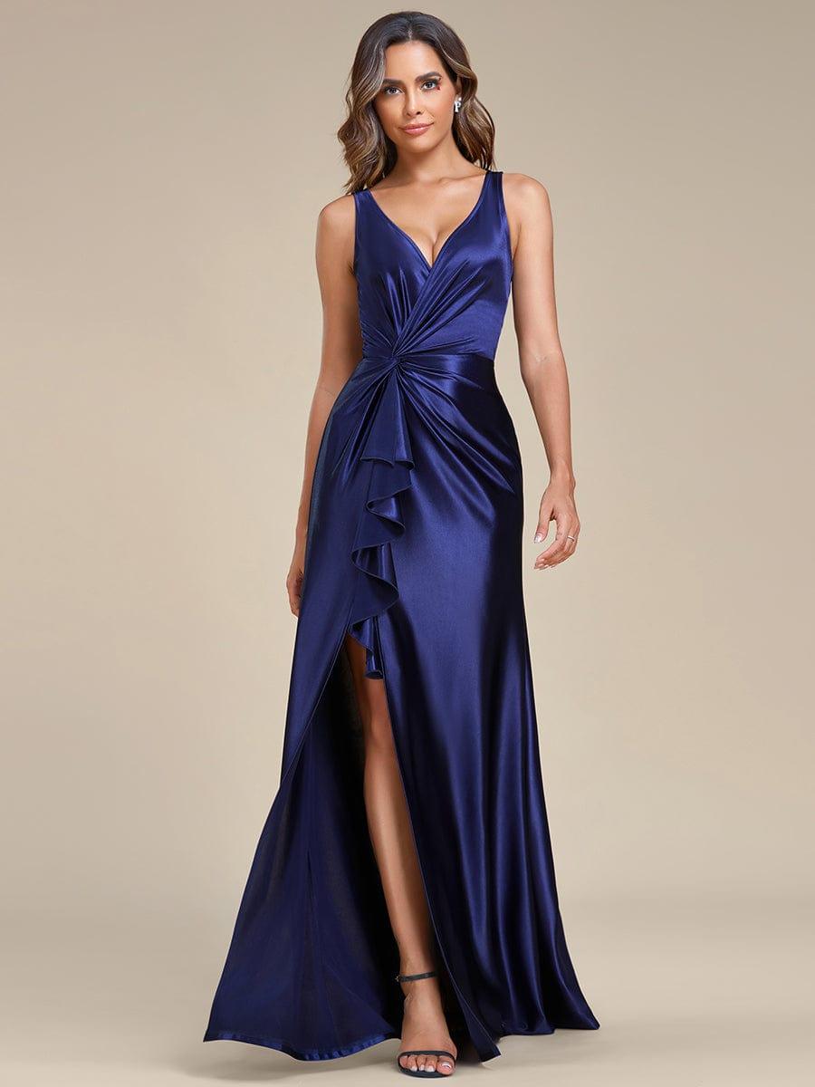 Robe de soirée en satin plissée à col en V et à fente haute pour bal #Couleur_Bordeaux Robe de soirée en satin plissée à col en V et à fente haute pour bal